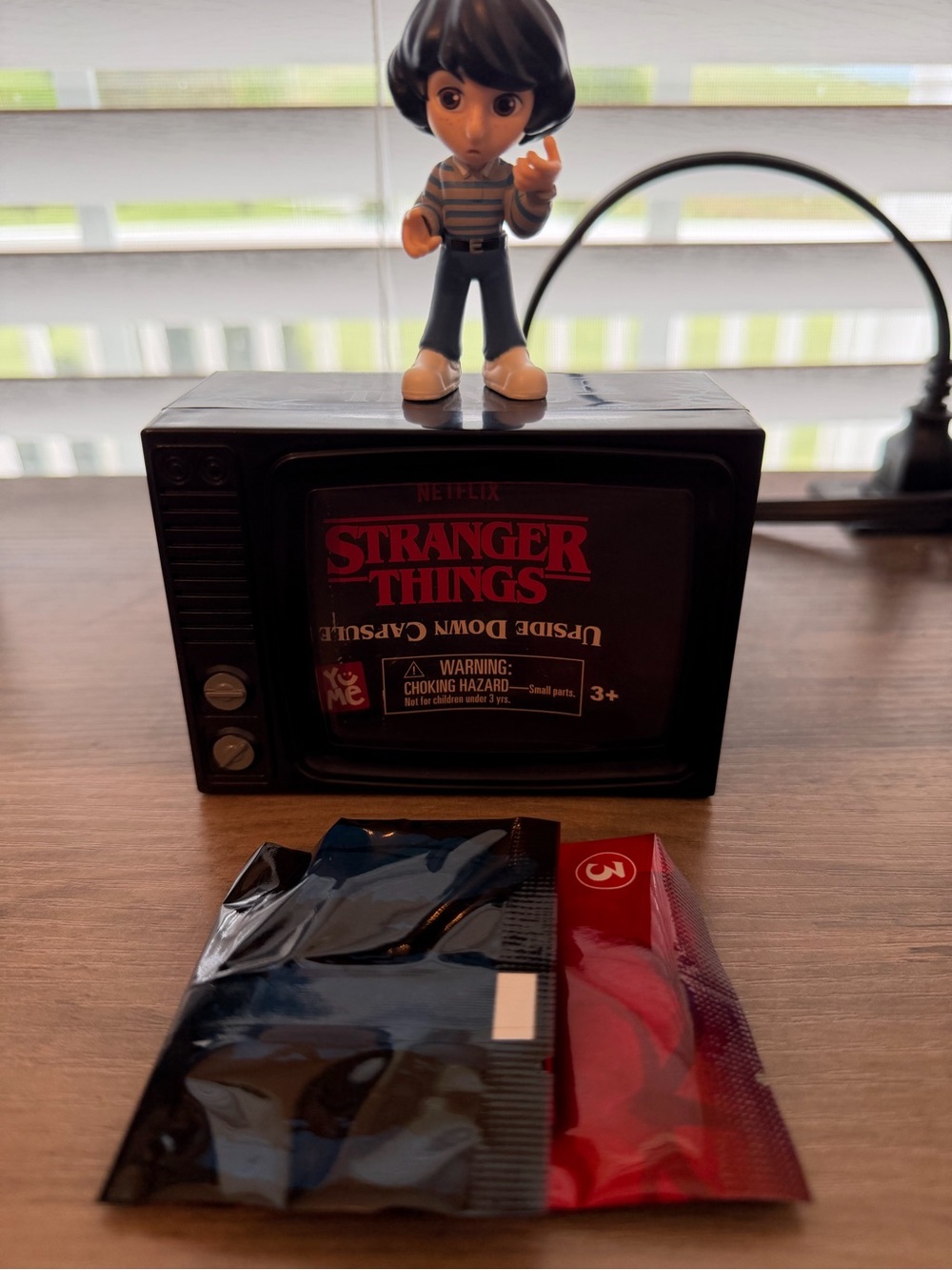 YuMe Toys Stranger Things Upside Down Capsule Mike Wheeler w/ Accessory Netflix